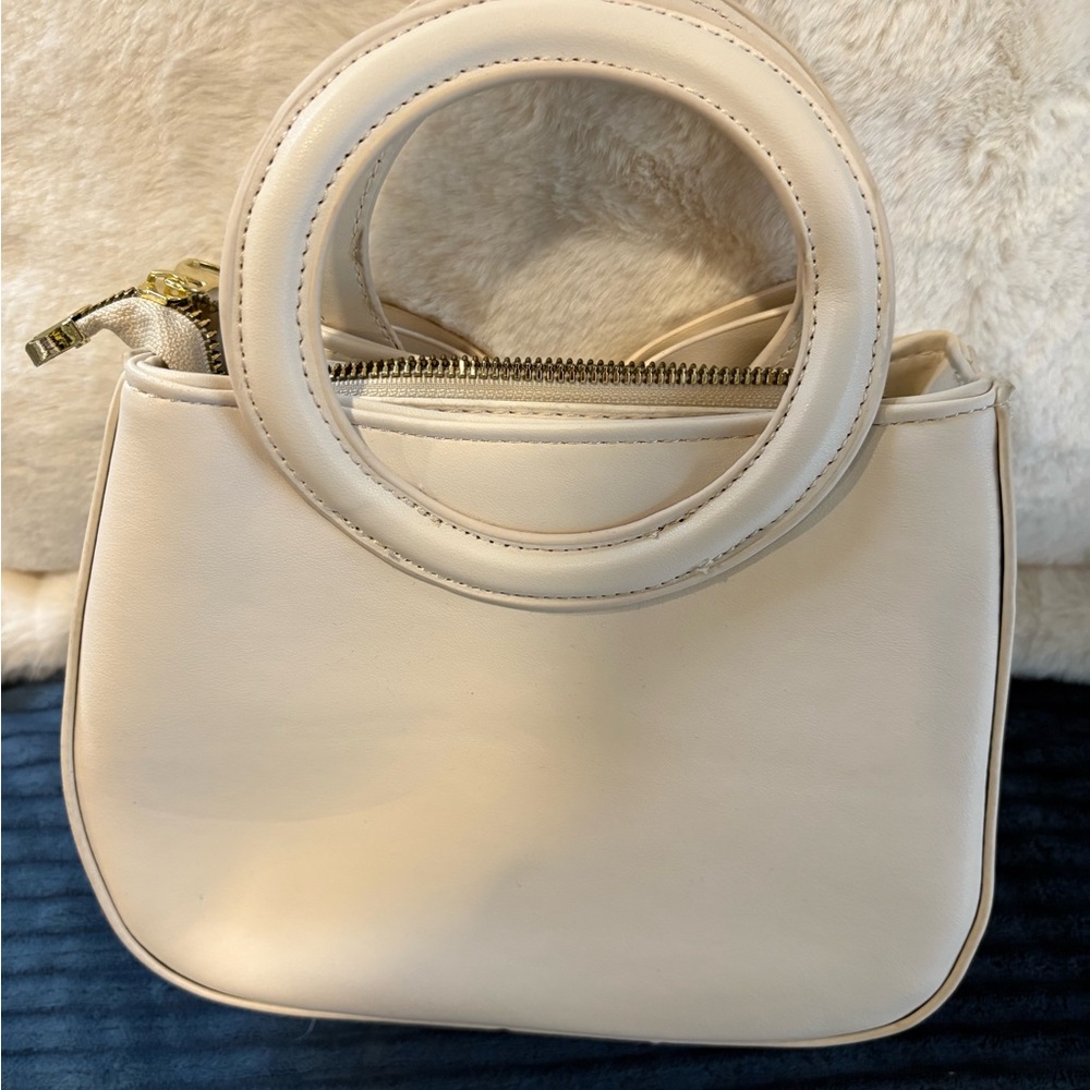 Cream Bow Handbag - Picture 4 of 4